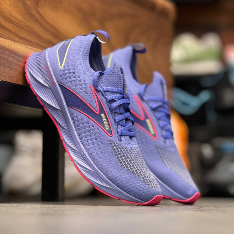 کتونی بروکس لوایتد Brooks levitate 1203851B557