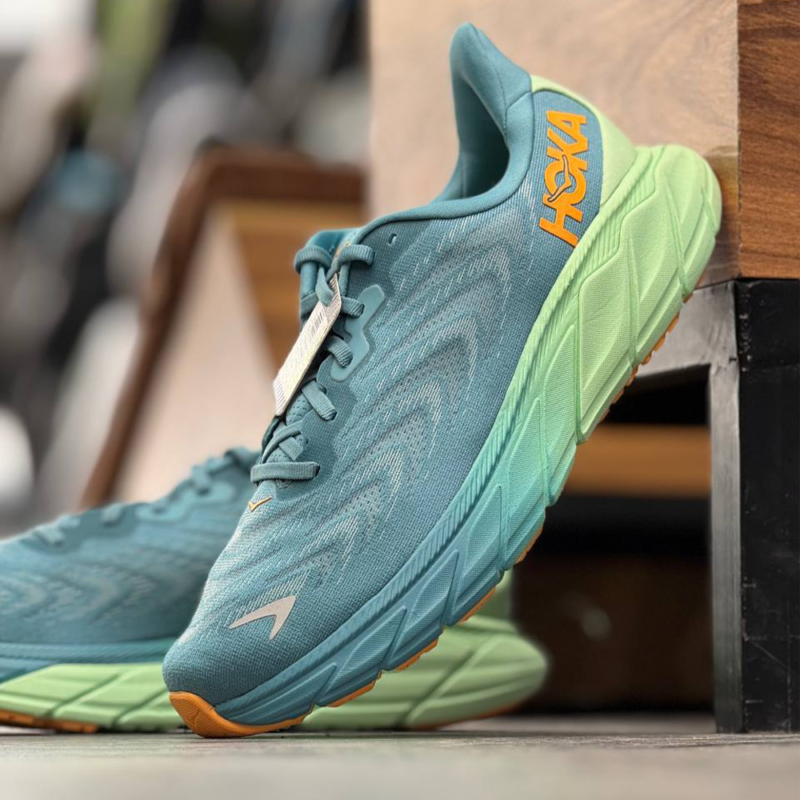 کفش هوکا آراهی 6 Asics arahi 6 1123194OMLG