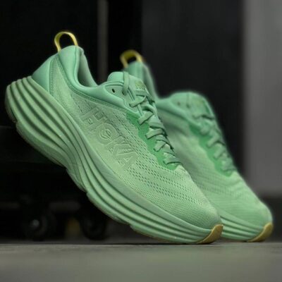 8 Hoka bondi 81123202LMG