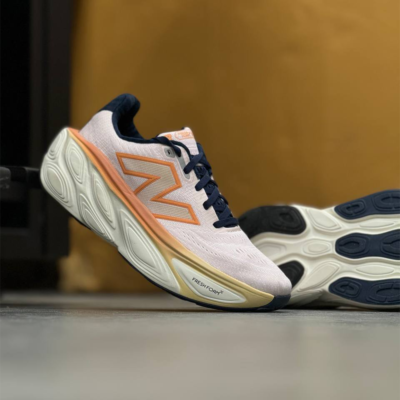 کتونی نیوبالانس فرش فوم مور Newbalance freshfoam more WMORLT5