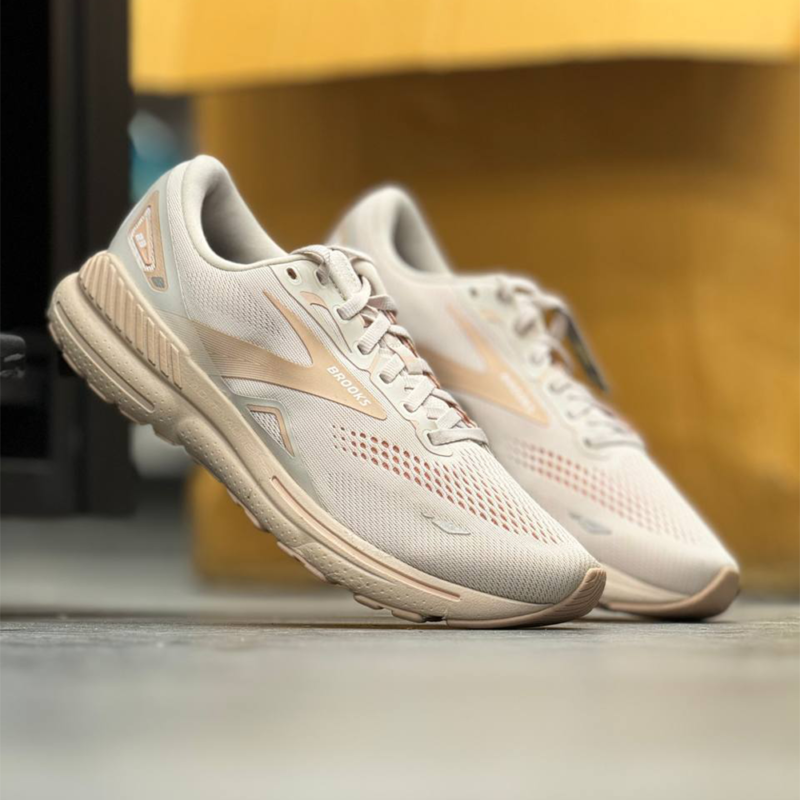 کتونی بروکس آدرنالین جی تی اس 23 Brooks adrenaline GTS 23 1203811B259