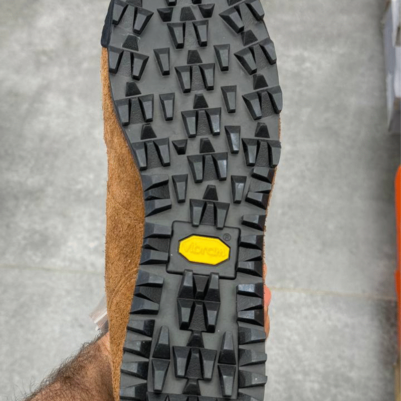 کتونی نیوبالانس رینر لاو Newbalance Rainer low 
9.5 - Image 4