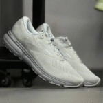 کتونی بروکس گاست 15 Brooks ghost 15 1103931D136