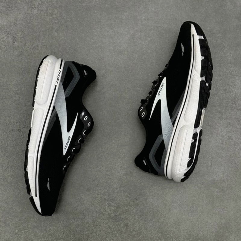 کتونی بروکس گاست 15 Brooks ghost 15 1203801B012 - Image 3