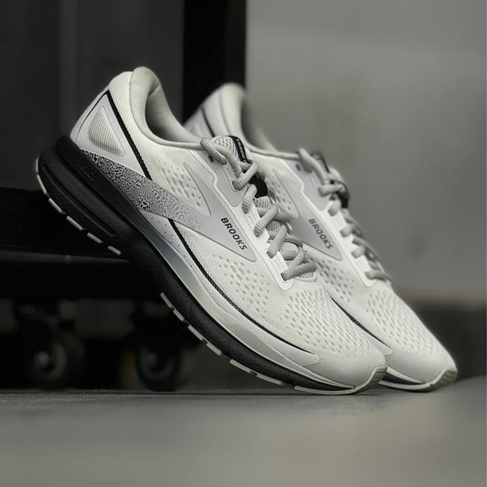کتونی بروکس تریس 3 Brooks trace 3 1204011B191