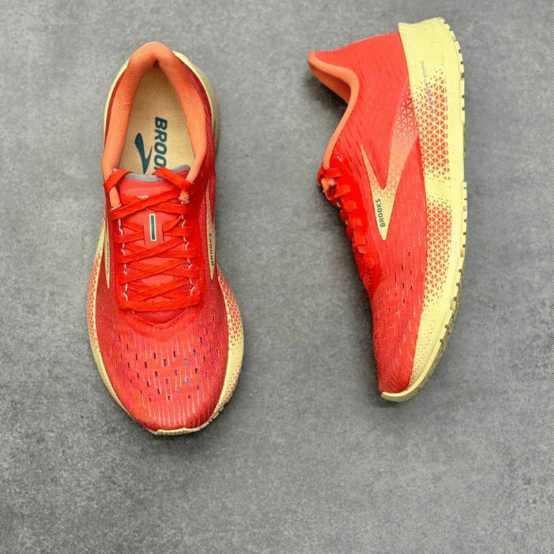 کتونی بروکس هایپریون تمپو Brooks hyperion tempo 1203281B876 - Image 2