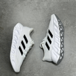 کتونی آدیداس سویچ ران adidas switch run 
IG2451 - Image 3