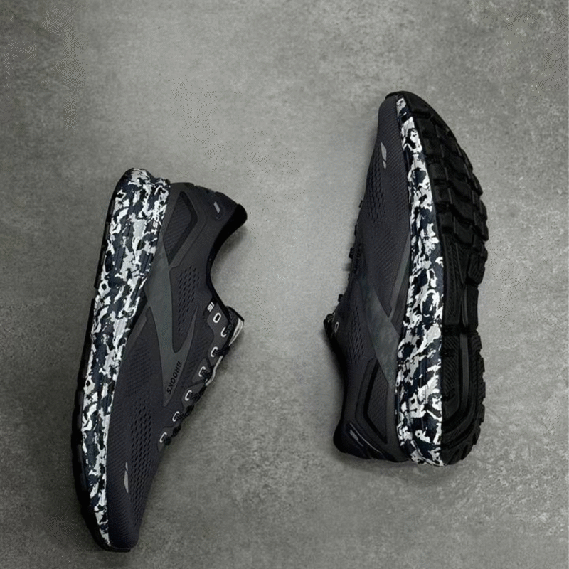 کتونی بروکس گاست 15 Brooks ghost 15 
1103931D004 - Image 3