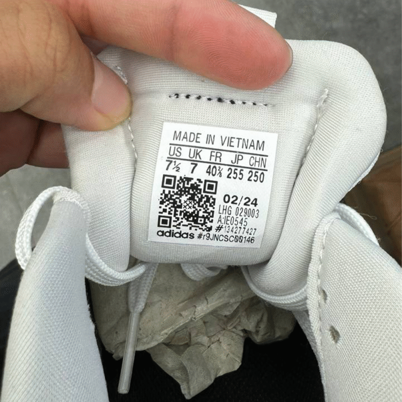 کتونی آدیداس کریزی فلایت 5 adidas crazyflight 5 
2678 - Image 4