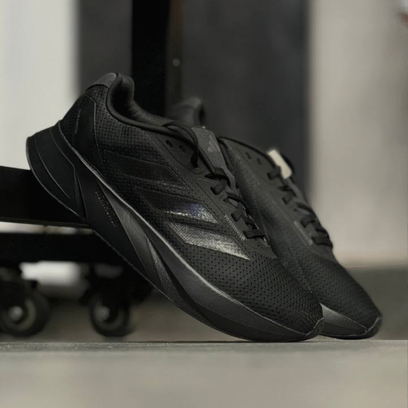 کتونی آدیداس درامو اس ال adidas dramo sl IE7261