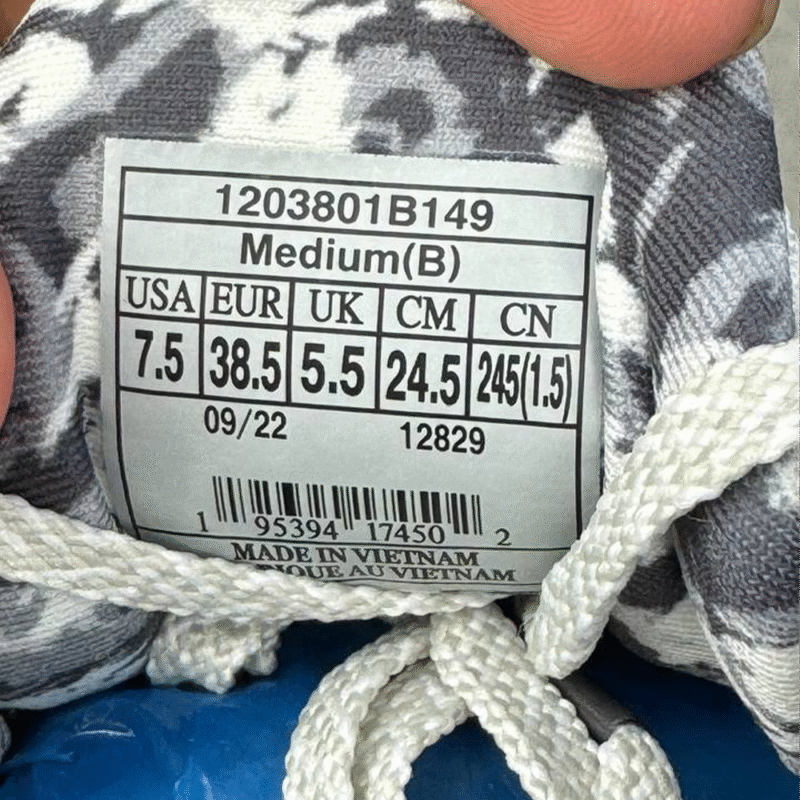 بروکس گاست 15 Brooks ghost 15 1203801B149 - Image 4