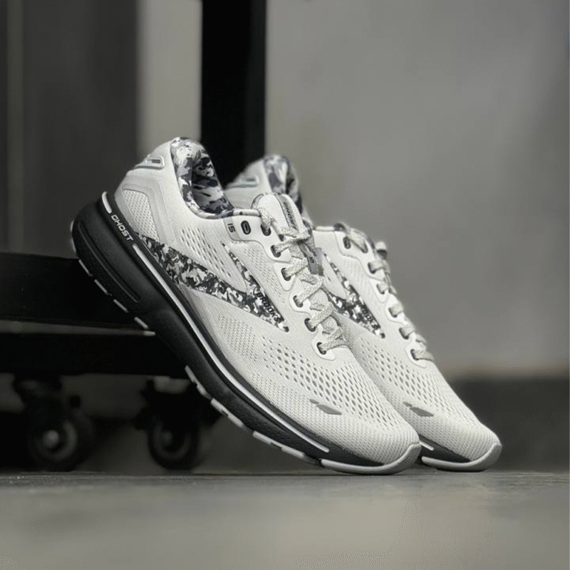 بروکس گاست 15 Brooks ghost 15 1203801B149