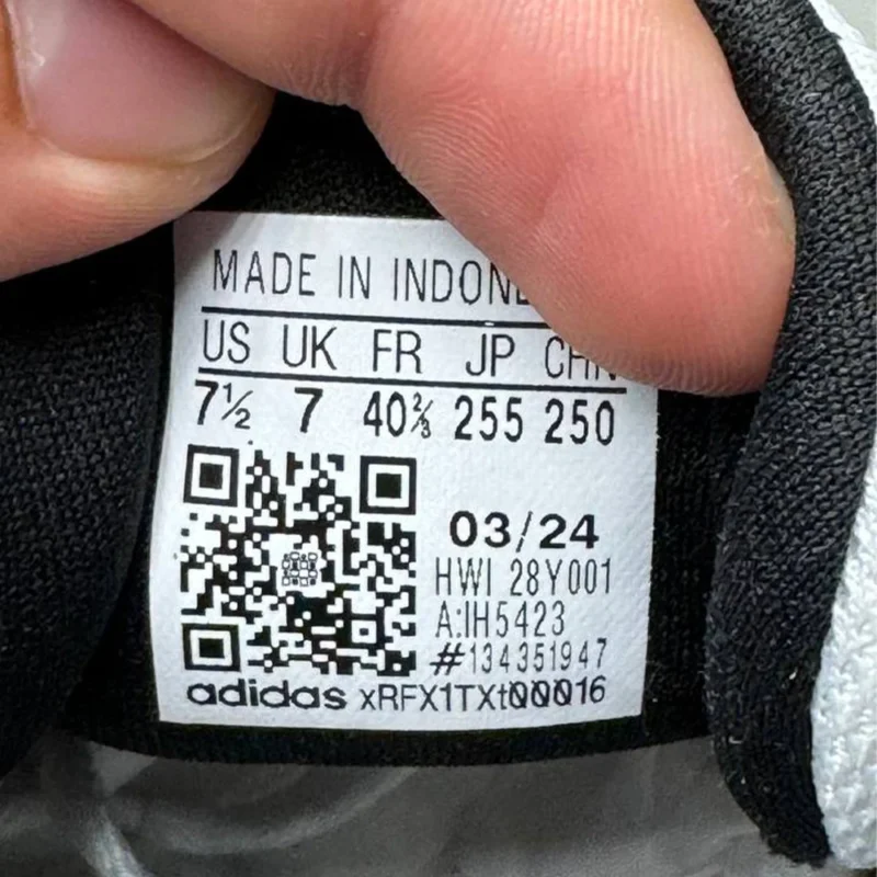 کتونی آدیداس لایت ریسر 4 adidas lite racer 4 
IH5423 - Image 4