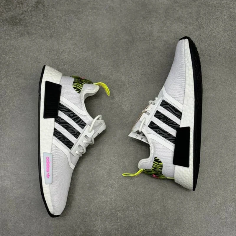 کتونی آدیداس ان ام دی adidas NMD 
IE9624 - Image 3