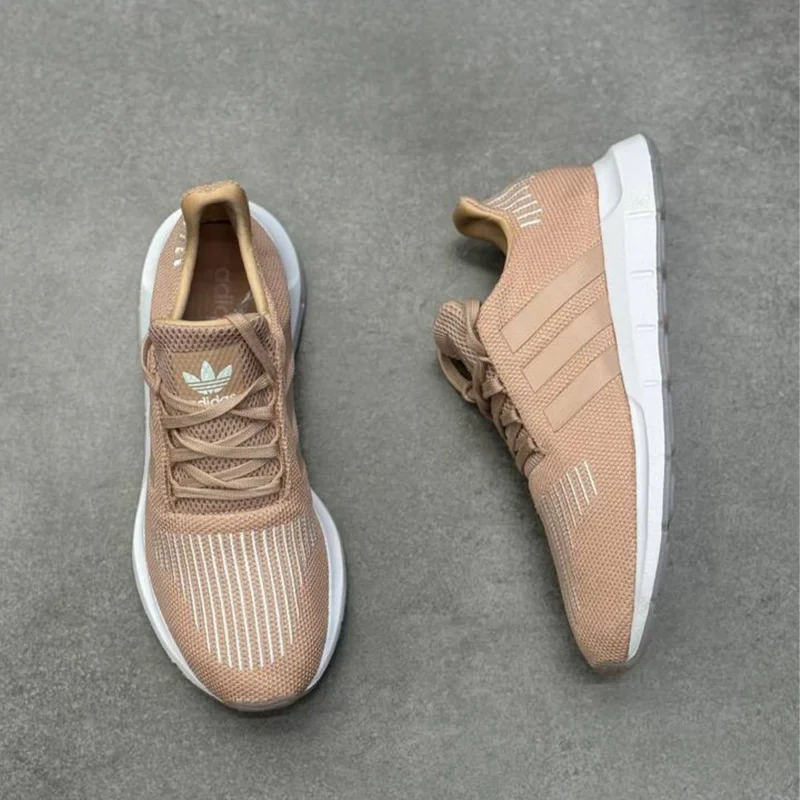 کتونی آدیداس سویفت ران adidas swift run 
CG6130 - Image 2