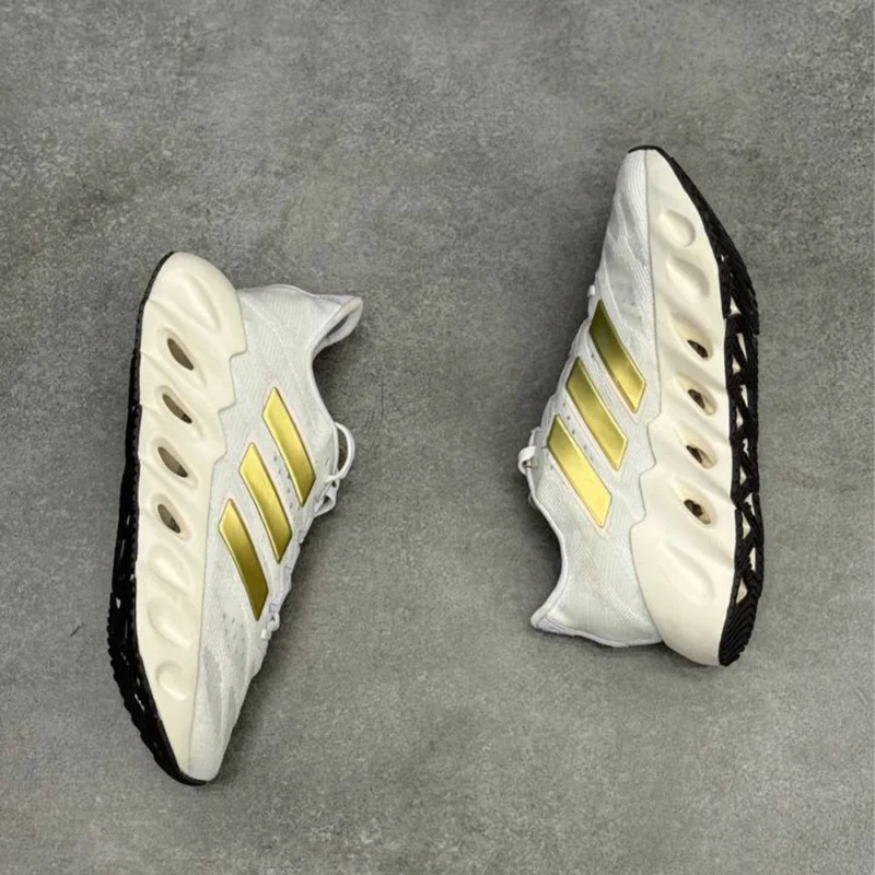 کتونی آدیداس سویچ adidas switch 
ID1791 - Image 3
