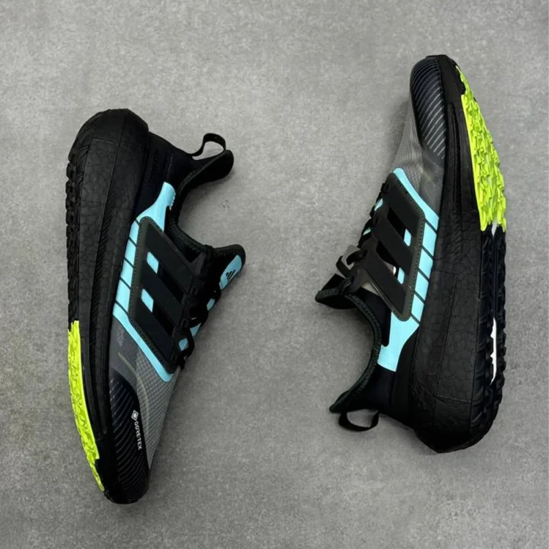 کتونی آدیداس الترابوست لایت adidas ultraboost light 
IE1683 - Image 3