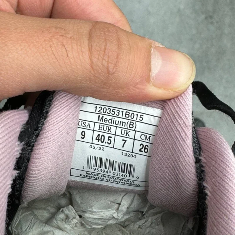 کتونی بروکس آدرنالین جی تی اس 22 Brooks adrenaline GTS 22 1203531B015 - Image 4