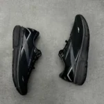 کتونی بروکس گاست 15 Brooks ghost 15
1203821B022 - Image 3