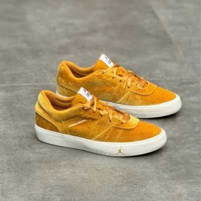 کتونی جردن سریس 1 Jordan series 1 DZ7737761