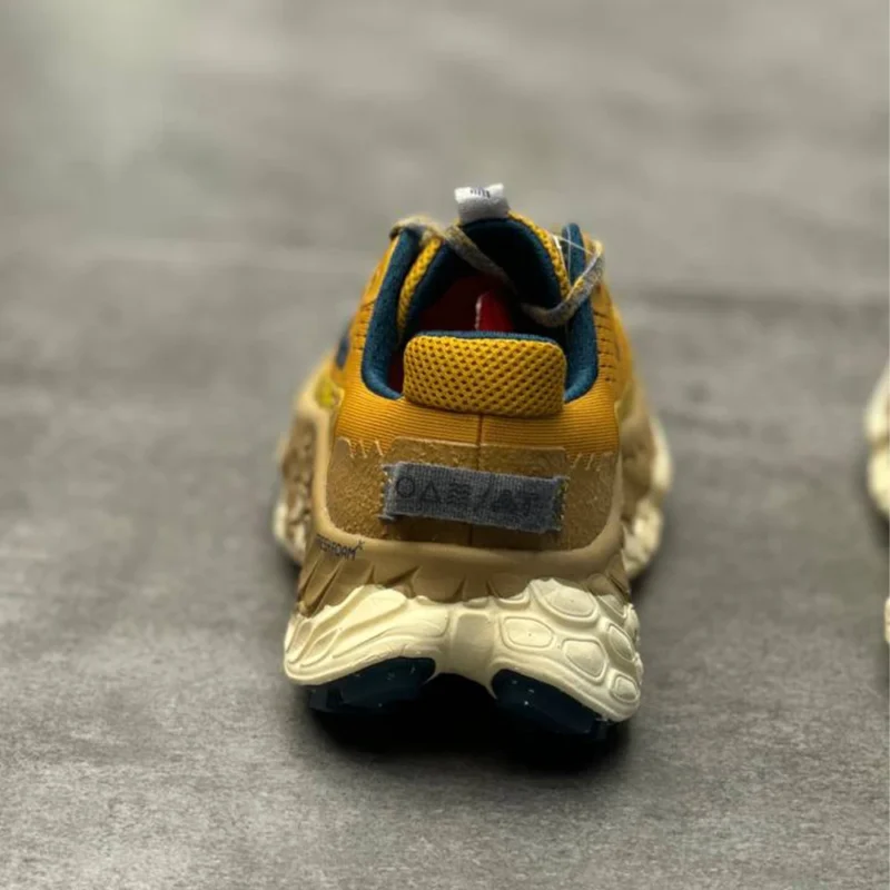 کتونی نیوبالانس فرش فوم ایکس مور Newbalance freshfoam X More 
9.5 - Image 5