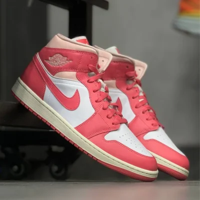کتونی نایک ایر جردن 1 Nike jordan 1 BQ6472186
