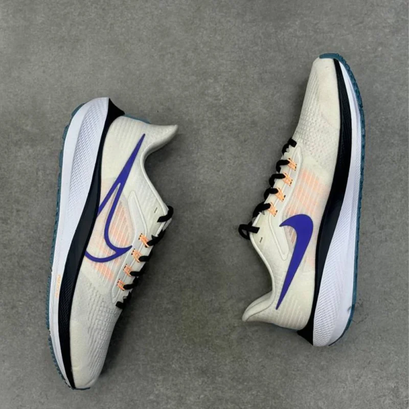 کتونی نایک ایر زوم پگاسوس 39 Nike Aie zoom pegasus 39 
DH4072006 - Image 3