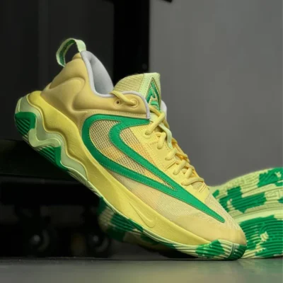 کتونی نایک گیانیس 3 Nike Giannis immortality 3 DZ7533700