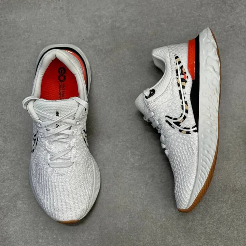 کتونی نایک ریکت اینفینیتی ران 3 Nike infinity run 3 
DZ5215001 - Image 2