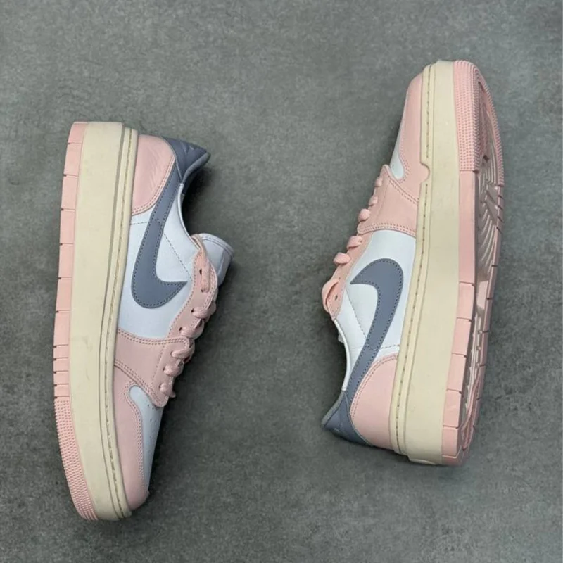 کتونی نایک جردن 1 Nike jordan 1 
DH7004600 - Image 3