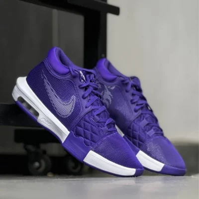 کتونی نایک لیبرن ویتنس 8 Nike lebron witness 8 FB9944500ز