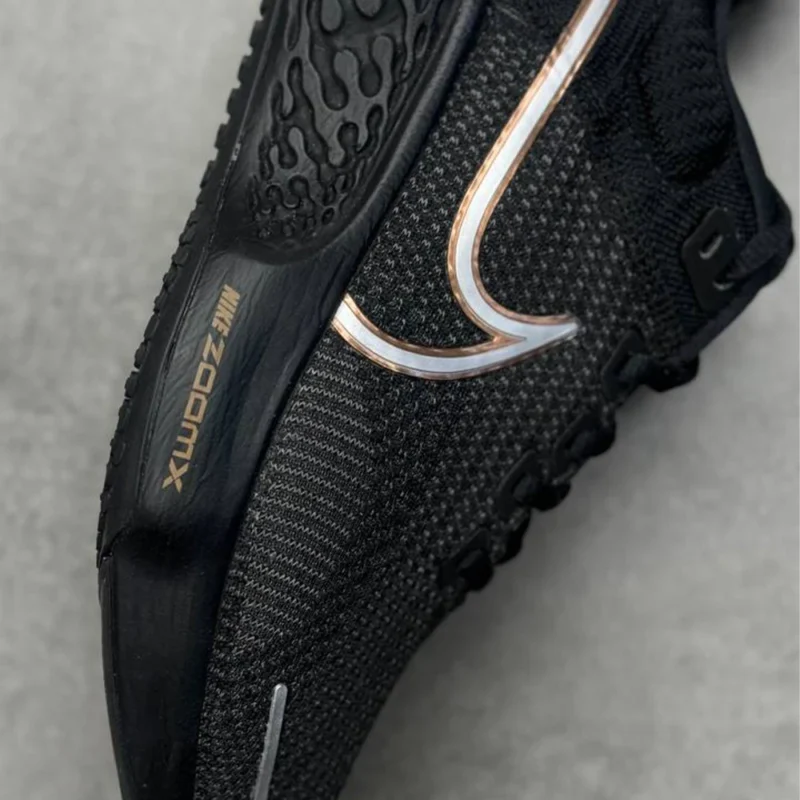 کتونی نایک زوم ایکس اینویسیبل ران 2 Nike zoom x invincible run 2 
DC9993003 - Image 6