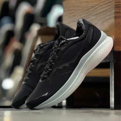 کتونی ساکونی اندورفین اسپید 3 Saucony Endorphin speed 3 S2080001