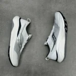 کتونی ساکونی فریدام 4 Saucony freedom 4 کد 2932 - Image 3