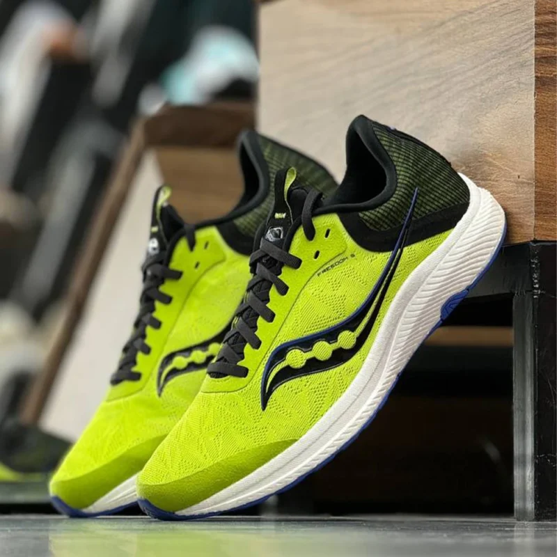 کتونی ساکونی فریدام 5 Saucony freedom 5 S2072625