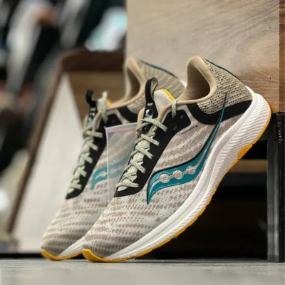 کتونی ساکونی فریدام 5 Saucony freedom 5 S2072635
