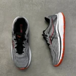 کتونی ساکونی امنیکس 20 Saucony omnix 20
S2068220 - Image 2