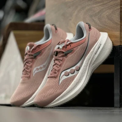کتونی ساکونی تریامف 21 Saucony triumph 21 S10881130