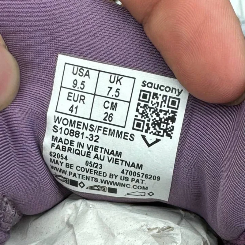 کتونی ساکونی تریامف 21 Saucony triuph 21 S1088132 - Image 4