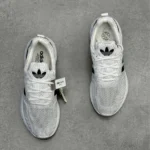 کتونی آدیداس سویفت ران 22 adidas swift run 22 
GV7969 - Image 2