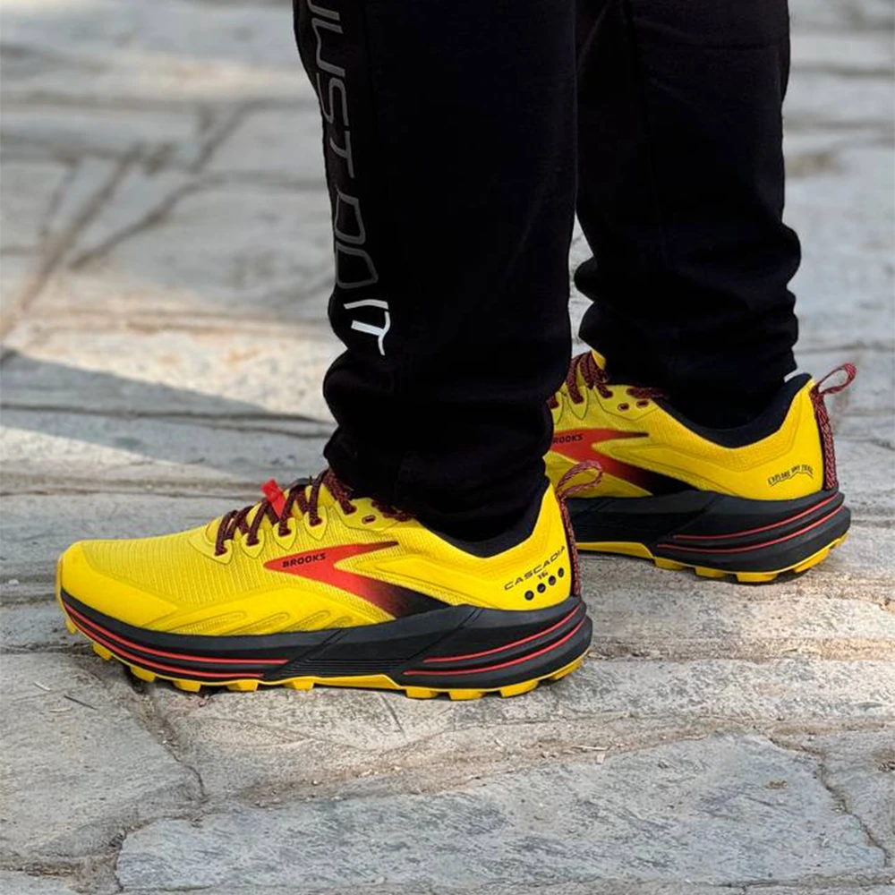 کتونی بروکس کاسکادیا 16 Brooks cascadia 16