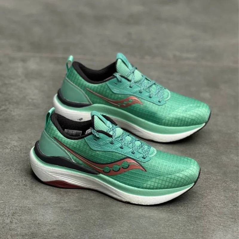 کتونی ساکونی فریدام Saucony freedom S10820254