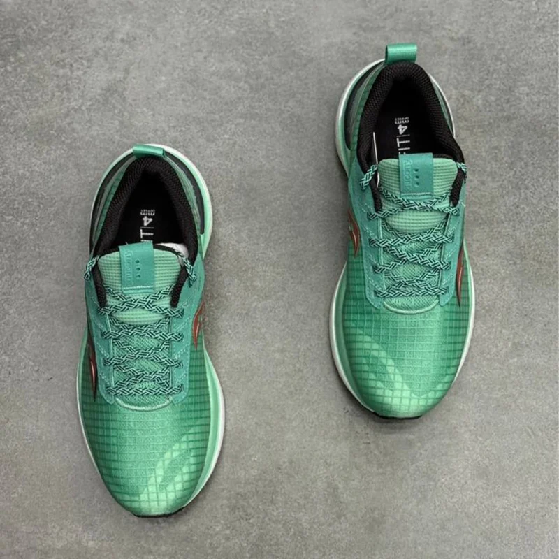 کتونی ساکونی فریدام Saucony freedom 
S10820254 - Image 2