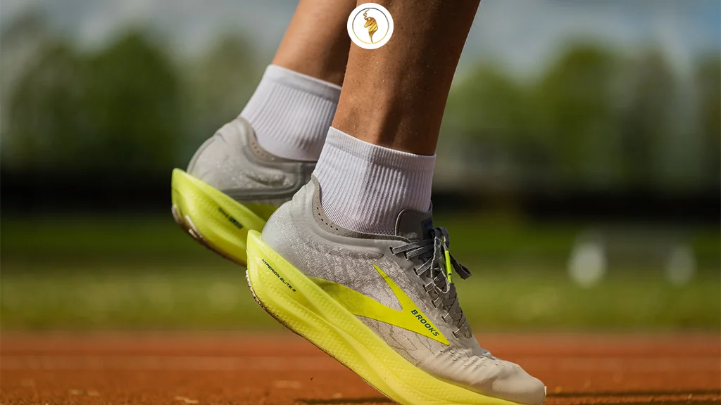 کتونی بروکس چه ویژگی هایی دارند؟