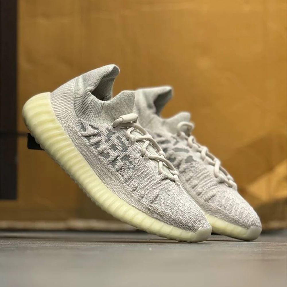 کتونی آدیداس یزی adidas yeazy 350 v 2HO8519