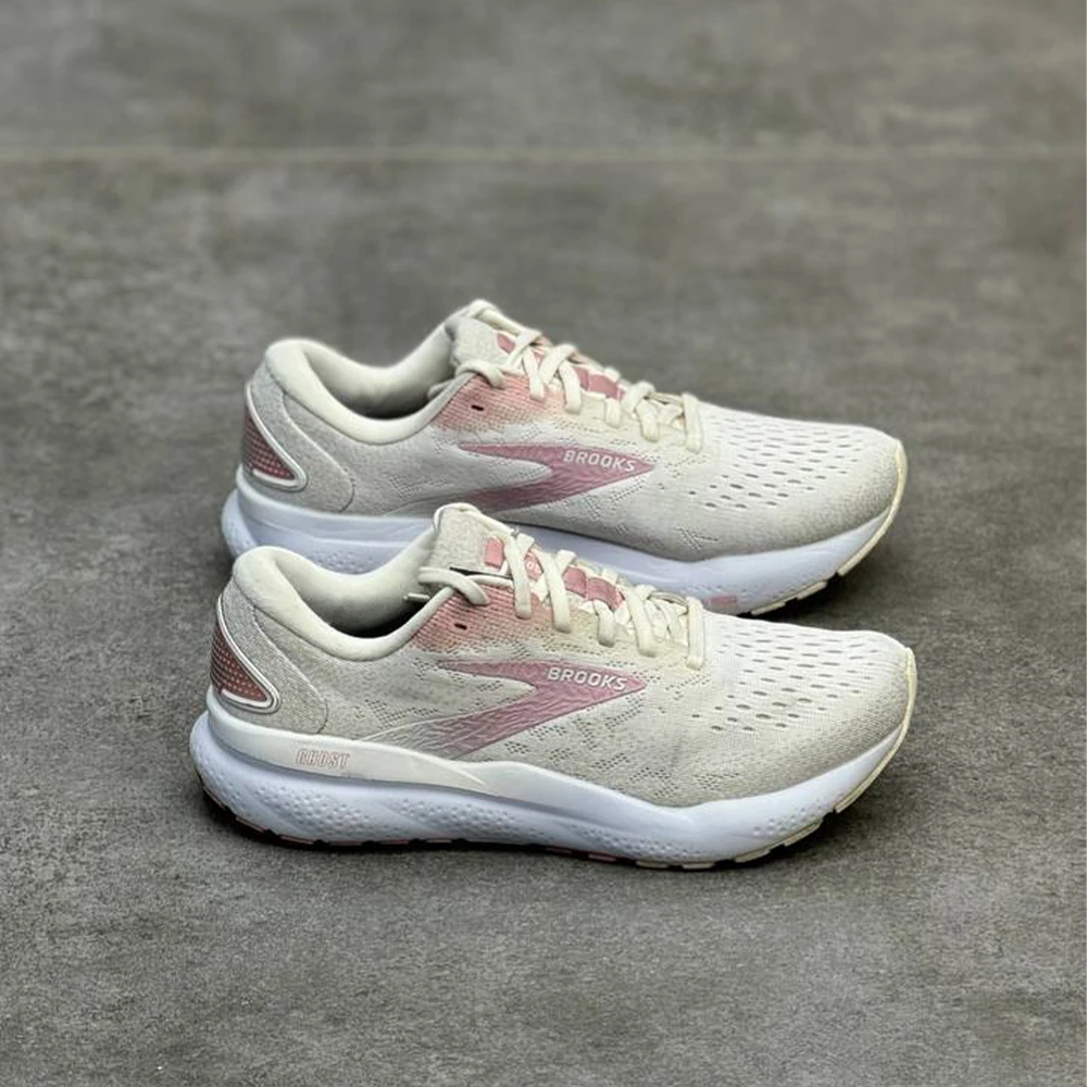 کتونی بروکس گاست 16 Brooks ghost 16 1204071B136