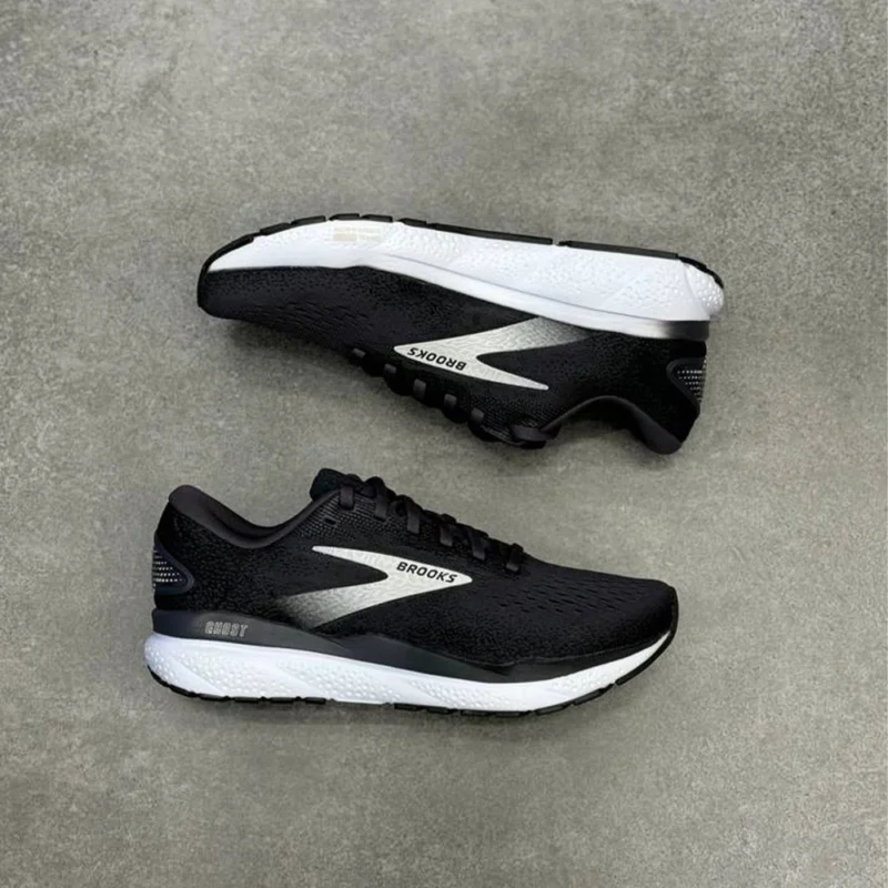 کتونی بروکس گاست 16 Brooks ghost 16 
1204071D090 - Image 3
