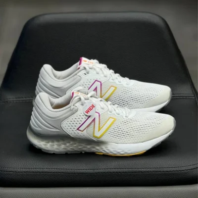 کتونی نیوبالانس 520 Newbalance 520 W520RW7