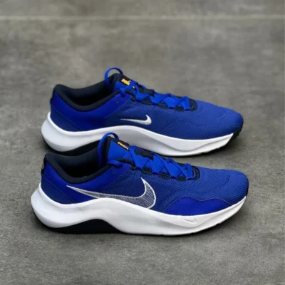 کتونی نایک لجند Nike legend Essential DM1120402