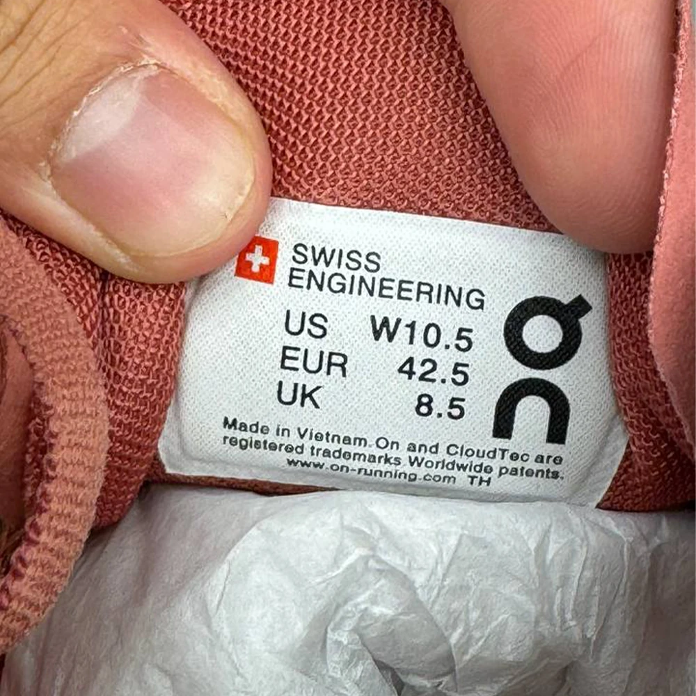 On running QC 425 (4) کتونی آنرانینگ On running 
QC 42/5 - Image 4